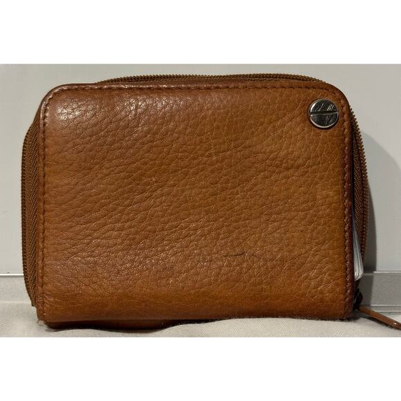 Buxton Brown Leather Fan Credit Card Holder one Zip Wallet Small Leather Preppy - Picture 3 of 6